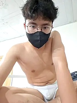 Gwencloudy online show from 02/28/26, 05:58