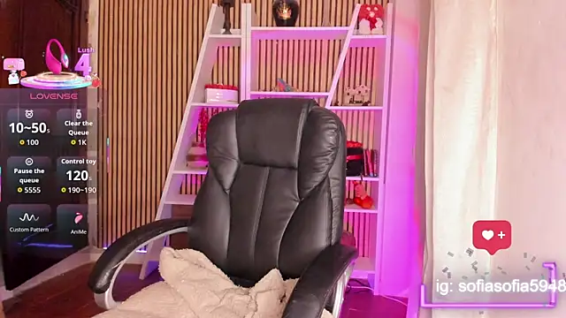 sofiah  online show from 03/04/26, 07:09