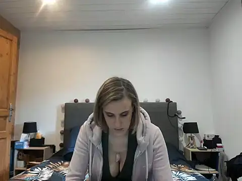 Madame Callie online show from 04/19/26, 12:59