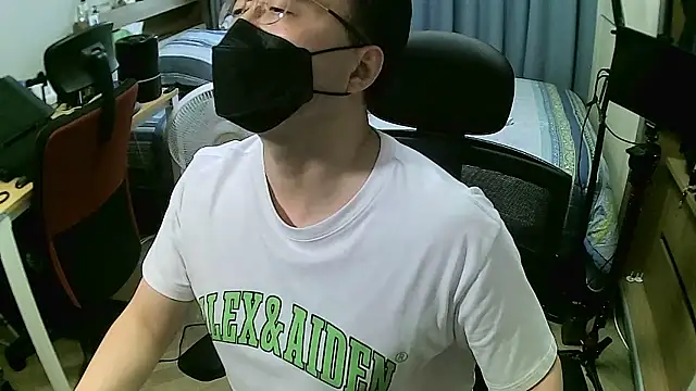 Snapshot of Jackvanlee chatting on 06/25/26, 05:07 Jackvanlee online show from 06/25/26, 05:07
