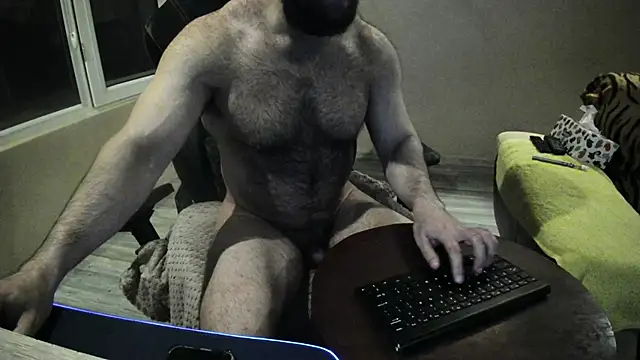 Hugealphabeast online show from 03/14/25, 09:43