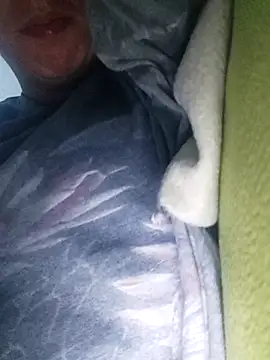 Snapshot of bruna_safadinhaa chatting on 03/22/25, 03:20 bruna safadinhaa online show from 03/22/25, 03:20