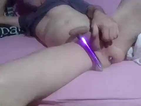 petitpeps84 online show from 03/15/25, 09:27