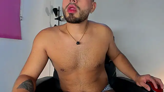 Juan Castano online show from 02/05/26, 10:31