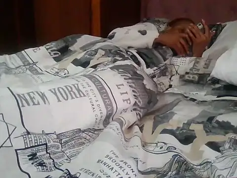 ShooingBunch online show from 09/18/25, 06:48