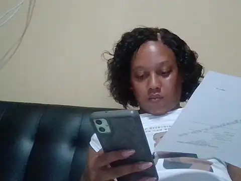 ShooingBunch online show from 10/08/25, 01:09