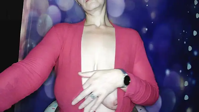 Carlysmiles online show from 10/25/25, 10:01