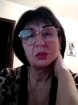 Snapshot of AlbinaXPretty chatting on 12/05/24, 04:42 AlbinaXPretty online show from 12/05/24, 04:42