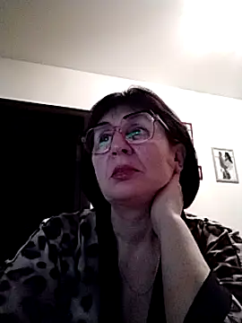 Snapshot of AlbinaXPretty chatting on 12/06/24, 07:34 AlbinaXPretty online show from 12/06/24, 07:34