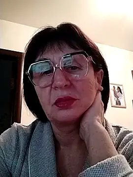 Snapshot of AlbinaXPretty chatting on 12/08/24, 06:22 AlbinaXPretty online show from 12/08/24, 06:22