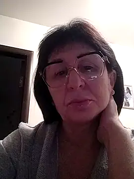 Snapshot of AlbinaXPretty chatting on 12/18/24, 05:26 AlbinaXPretty online show from 12/18/24, 05:26