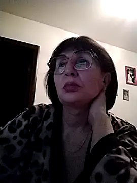 Snapshot of AlbinaXPretty chatting on 12/28/24, 05:14 AlbinaXPretty online show from 12/28/24, 05:14