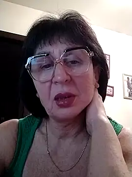 Snapshot of AlbinaXPretty chatting on 01/16/25, 04:07 AlbinaXPretty online show from 01/16/25, 04:07