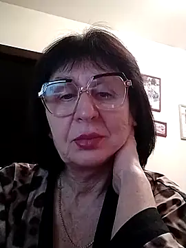 Snapshot of AlbinaXPretty chatting on 01/24/25, 09:26 AlbinaXPretty online show from 01/24/25, 09:26