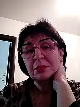 Snapshot of AlbinaXPretty chatting on 02/02/25, 01:08 AlbinaXPretty online show from 02/02/25, 01:08