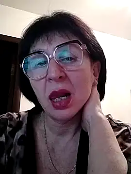 Snapshot of AlbinaXPretty chatting on 02/17/25, 09:52 AlbinaXPretty online show from 02/17/25, 09:52