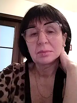 Snapshot of AlbinaXPretty chatting on 03/01/25, 08:23 AlbinaXPretty online show from 03/01/25, 08:23
