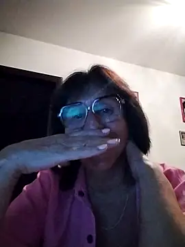 Snapshot of AlbinaXPretty chatting on 09/16/25, 07:59 AlbinaXPretty online show from 09/16/25, 07:59