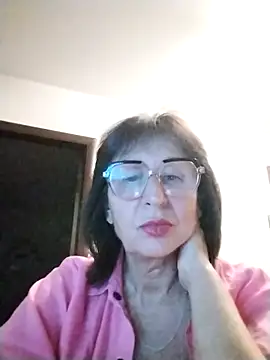 Snapshot of AlbinaXPretty chatting on 09/20/25, 07:15 AlbinaXPretty online show from 09/20/25, 07:15