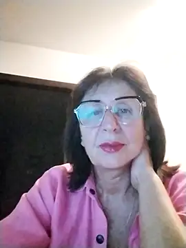 Snapshot of AlbinaXPretty chatting on 09/22/25, 07:05 AlbinaXPretty online show from 09/22/25, 07:05