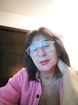 Snapshot of AlbinaXPretty chatting on 09/29/25, 04:45 AlbinaXPretty online show from 09/29/25, 04:45