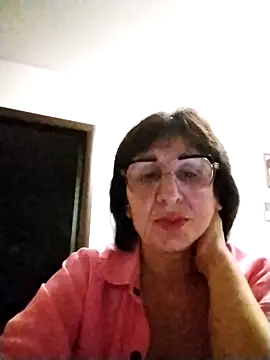 Snapshot of AlbinaXPretty chatting on 10/17/25, 06:54 AlbinaXPretty online show from 10/17/25, 06:54