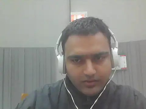 Snapshot of JohnBond009 chatting on 02/02/25, 03:07 JohnBond009 online show from 02/02/25, 03:07