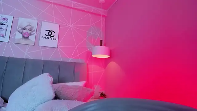 dolly zoe online show from 02/23/26, 05:05