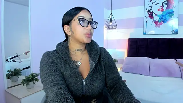 ayshel   online show from 03/15/25, 04:46