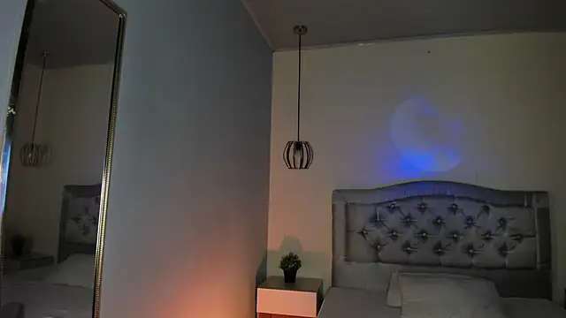 ayshel   online show from 01/07/26, 10:34