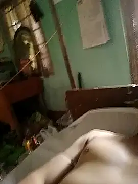 Snapshot of waswinnr chatting on 11/22/25, 08:24 waswinnr online show from 11/22/25, 08:24