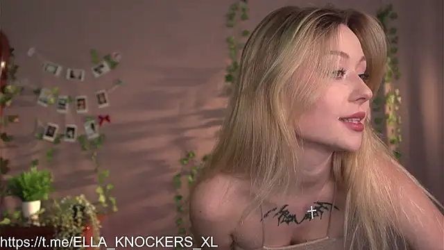 Snapshot of ella_knockers_xl chatting on 02/01/25, 04:33 ella knockers xl online show from 02/01/25, 04:33