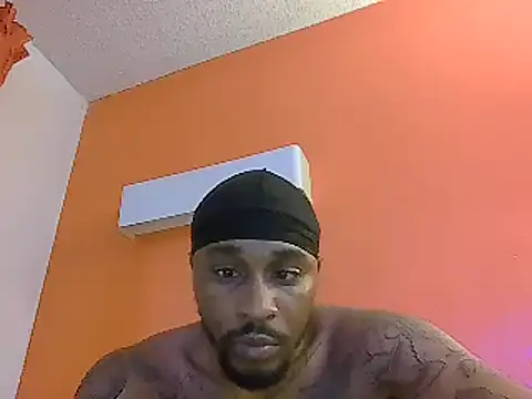 Snapshot of Stressreliever82 chatting on 03/23/25, 05:54 Stressreliever82 online show from 03/23/25, 05:54