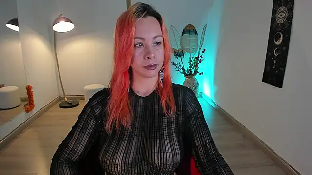 Snapshot of Kat_Art chatting on 02/02/25, 08:41 Kat Art online show from 02/02/25, 08:41