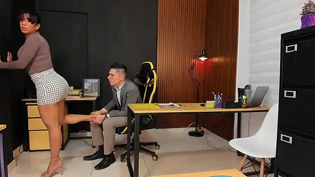 Office Naughty Girl online show from 12/07/24, 07:10