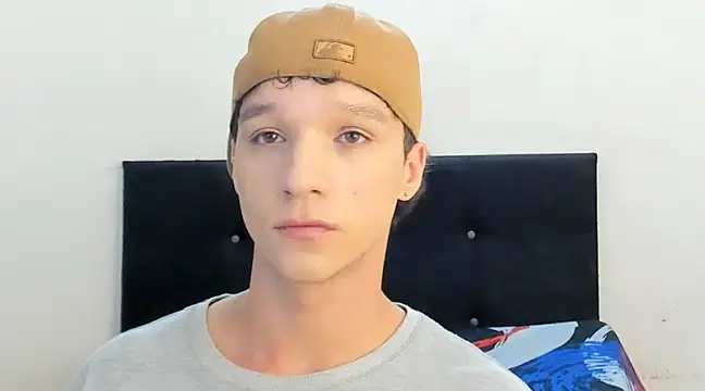 Snapshot of angelcortes chatting on 01/23/25, 10:54 angelcortes online show from 01/23/25, 10:54