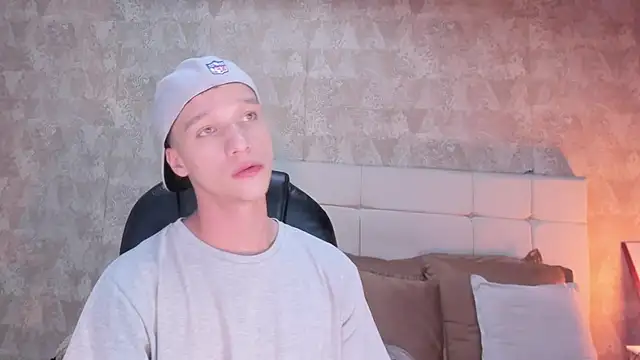 angelcortes online show from 01/15/26, 09:29