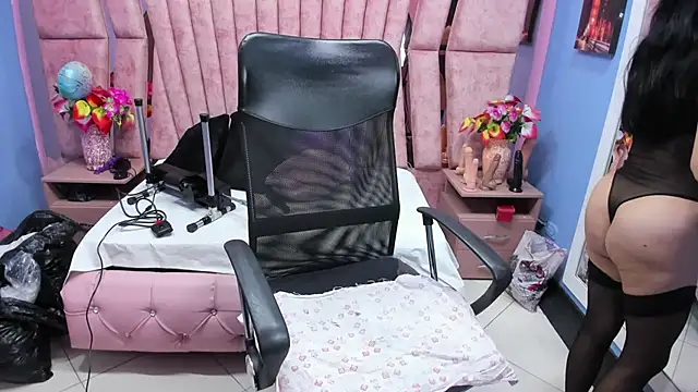 HornySkinny26 online show from 10/14/25, 04:35