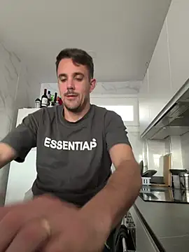 julian333 online show from 03/12/25, 05:17