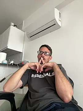 julian333 online show from 03/22/25, 12:35