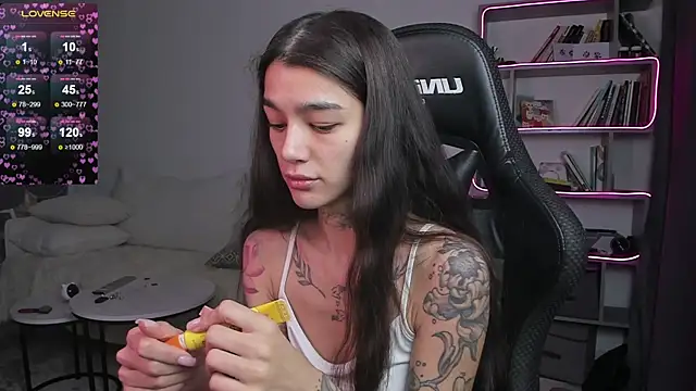 vinkitinkii online show from 01/28/25, 07:11