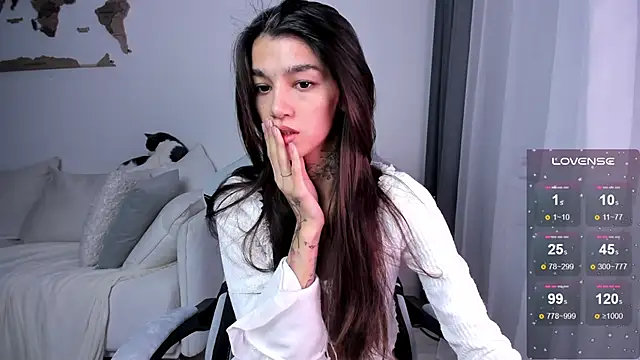 vinkitinkii online show from 10/02/25, 07:15