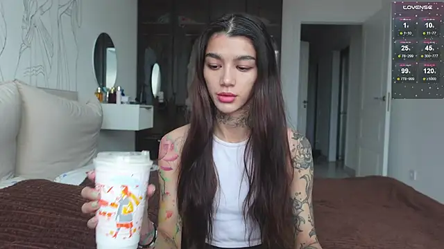 vinkitinkii online show from 10/13/25, 06:57