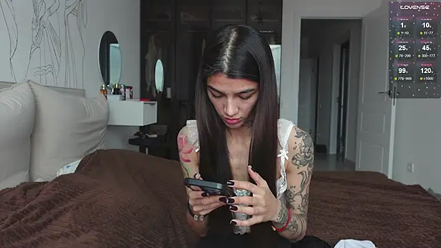 vinkitinkii online show from 10/30/25, 07:32