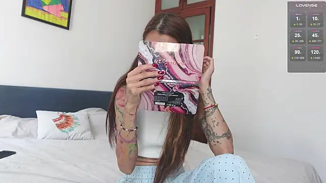 vinkitinkii online show from 04/17/26, 04:04