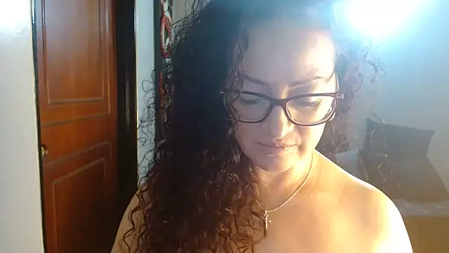 Snapshot of MATURETOPASIO chatting on 01/19/25, 01:00 MATURETOPASIO online show from 01/19/25, 01:00