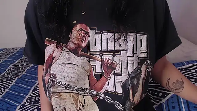 yungelitamor  online show from 02/17/25, 05:04