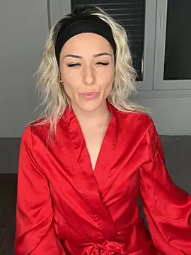 petrouchkaaa  online show from 03/02/25, 08:50