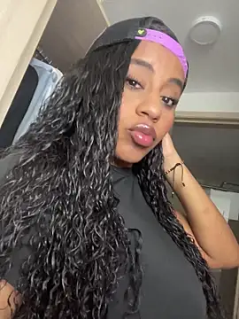 charlotteeruss online show from 01/08/26, 06:43