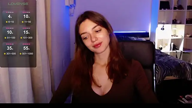 Snapshot of olivia_jeas chatting on 03/11/25, 08:31 olivia jeas online show from 03/11/25, 08:31